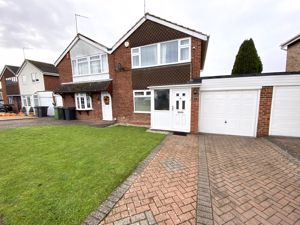 Photo 4- click for photo gallery